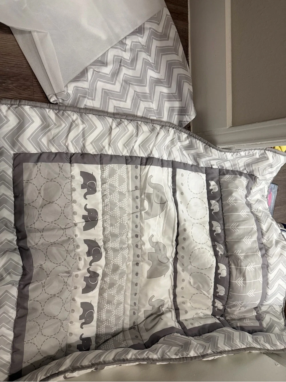 Peanutshell- 2 Piece Baby Crib Bedding Set - Skirt & Ruffle Comforter (no sheet)